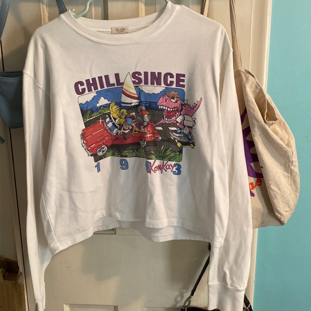 brandy melville white long sleeve graphic tee